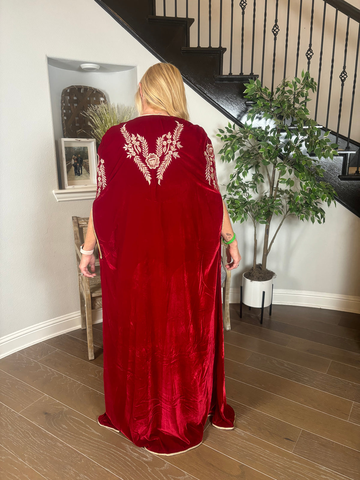 Burgundy Velvet Cape Takchita.