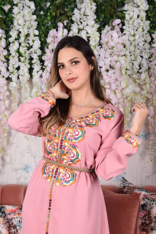 MOROCCAN CAFTAN MATROUZ ( EMBROIDERY ) HALFWAY