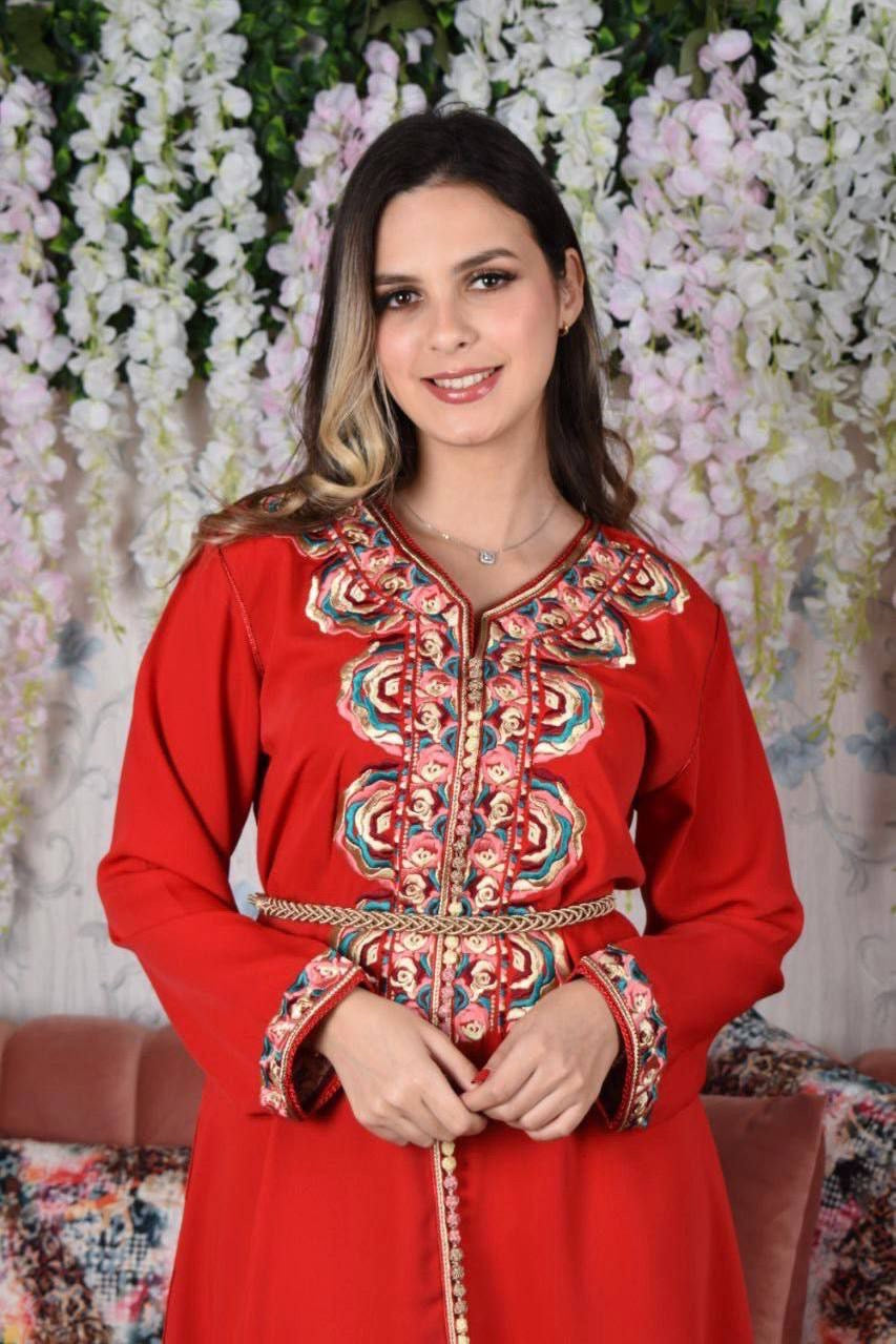 MOROCCAN CAFTAN MATROUZ ( EMBROIDERY ) HALFWAY