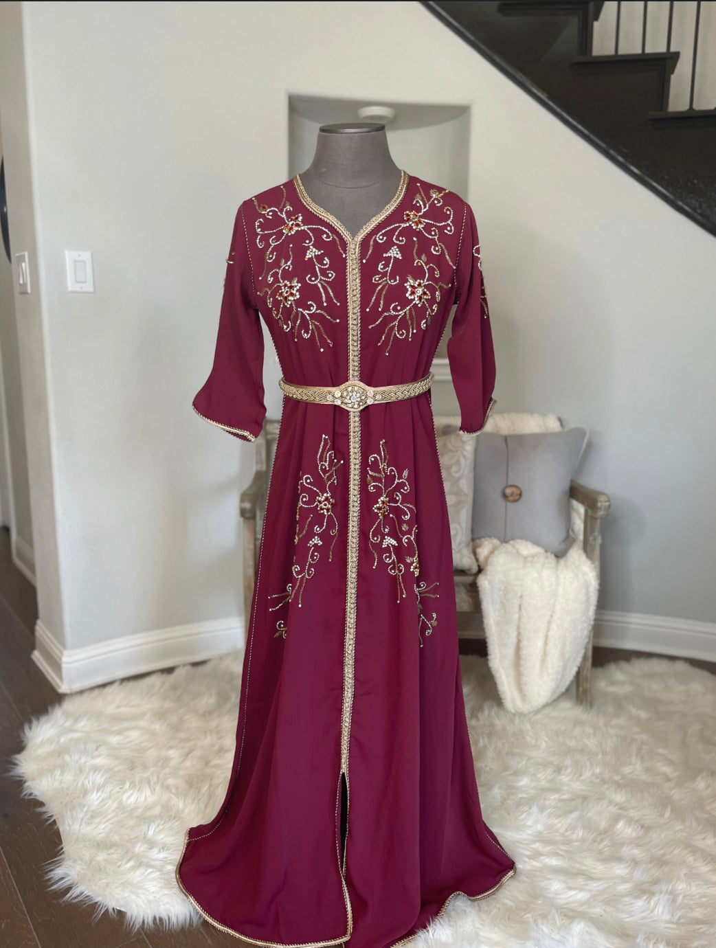 CAFTAN BURGUNDY WITH HANDMADE TANBAT
