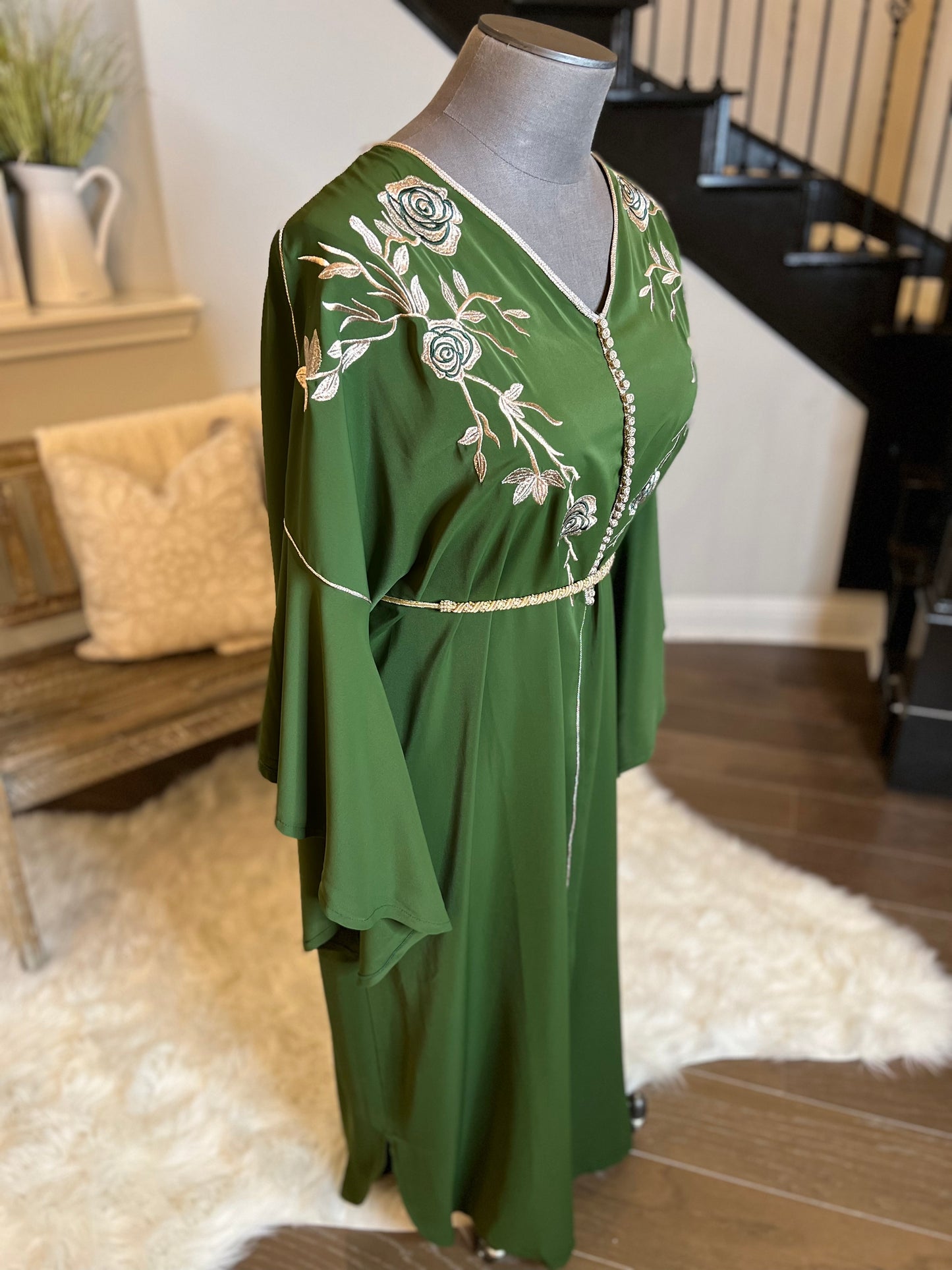 MODERN CAFTAN WITH EMBROIDERY