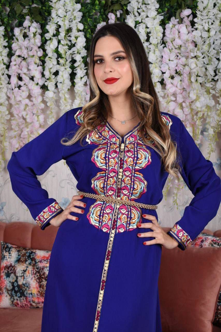 MOROCCAN CAFTAN MATROUZ ( EMBROIDERY ) HALFWAY