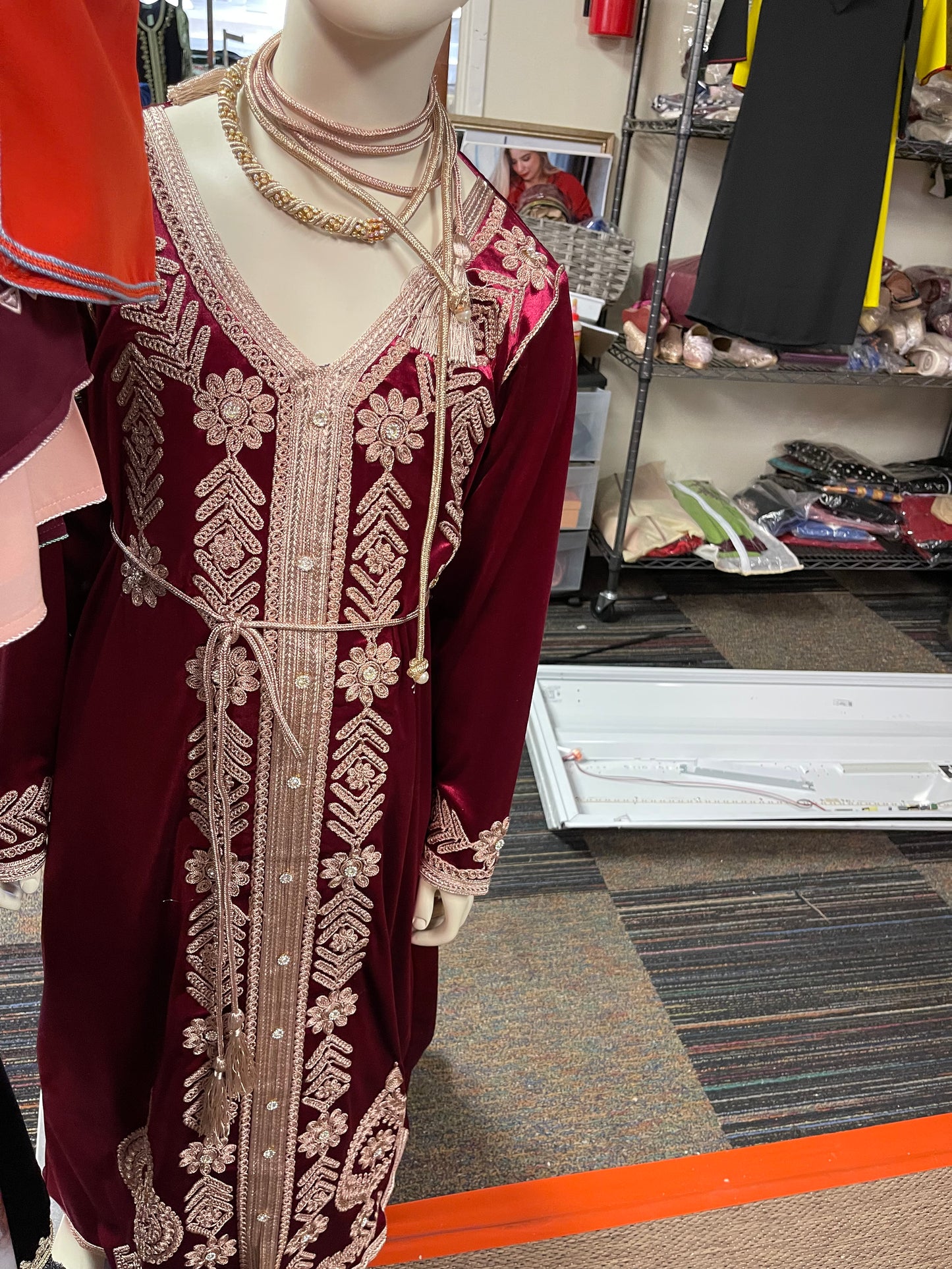 GIRLS caftans/jellabas c
