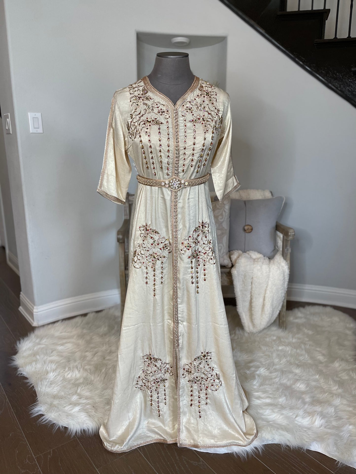 SILKY CAFTAN