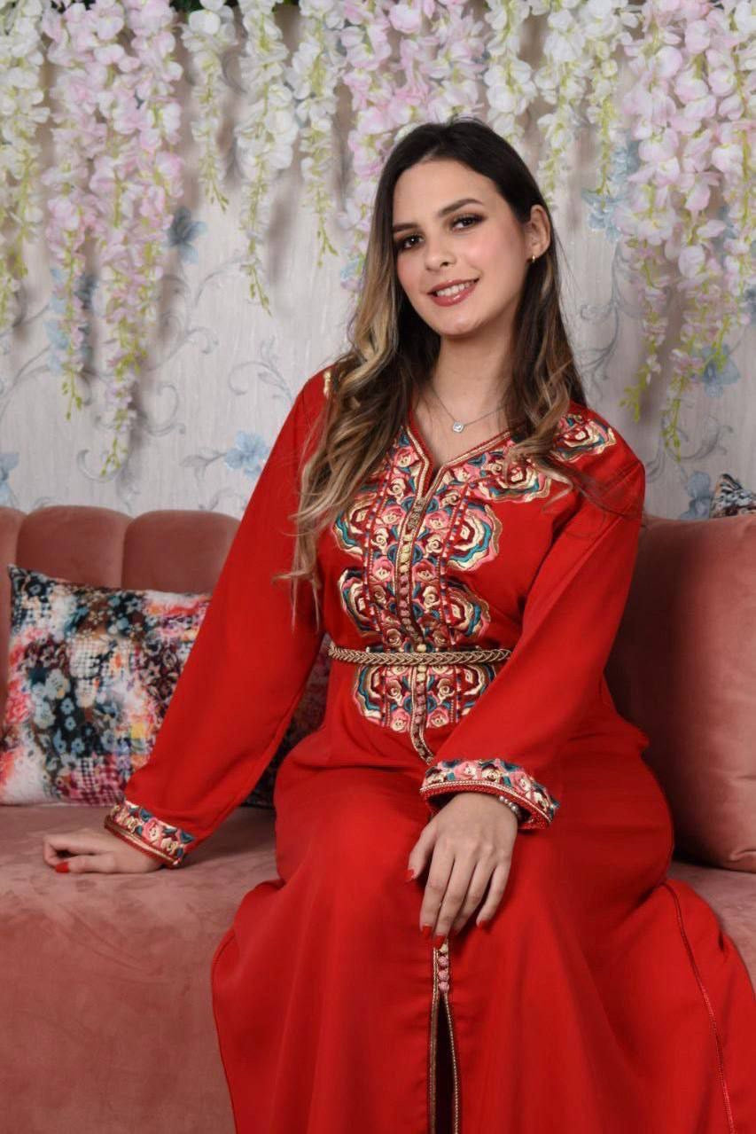 MOROCCAN CAFTAN MATROUZ ( EMBROIDERY ) HALFWAY