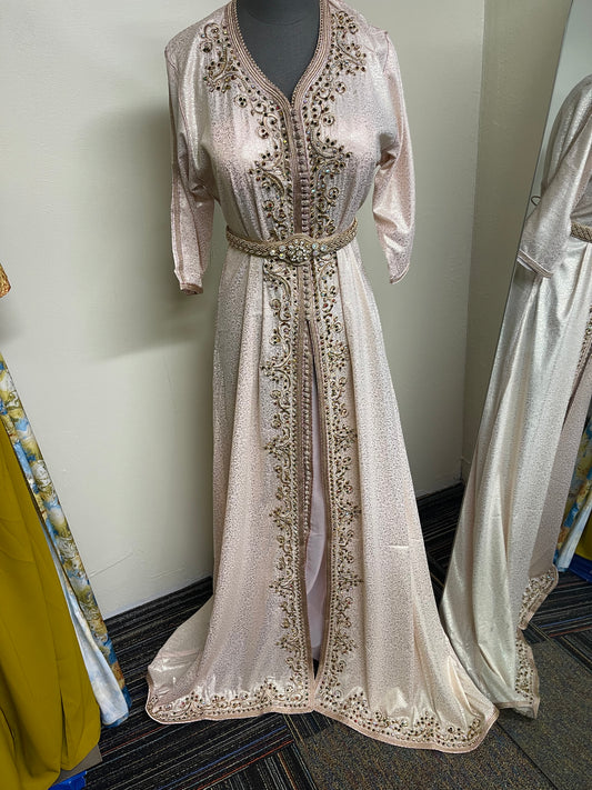 BEAUTIFUL HAND BEADED TAKCHITA